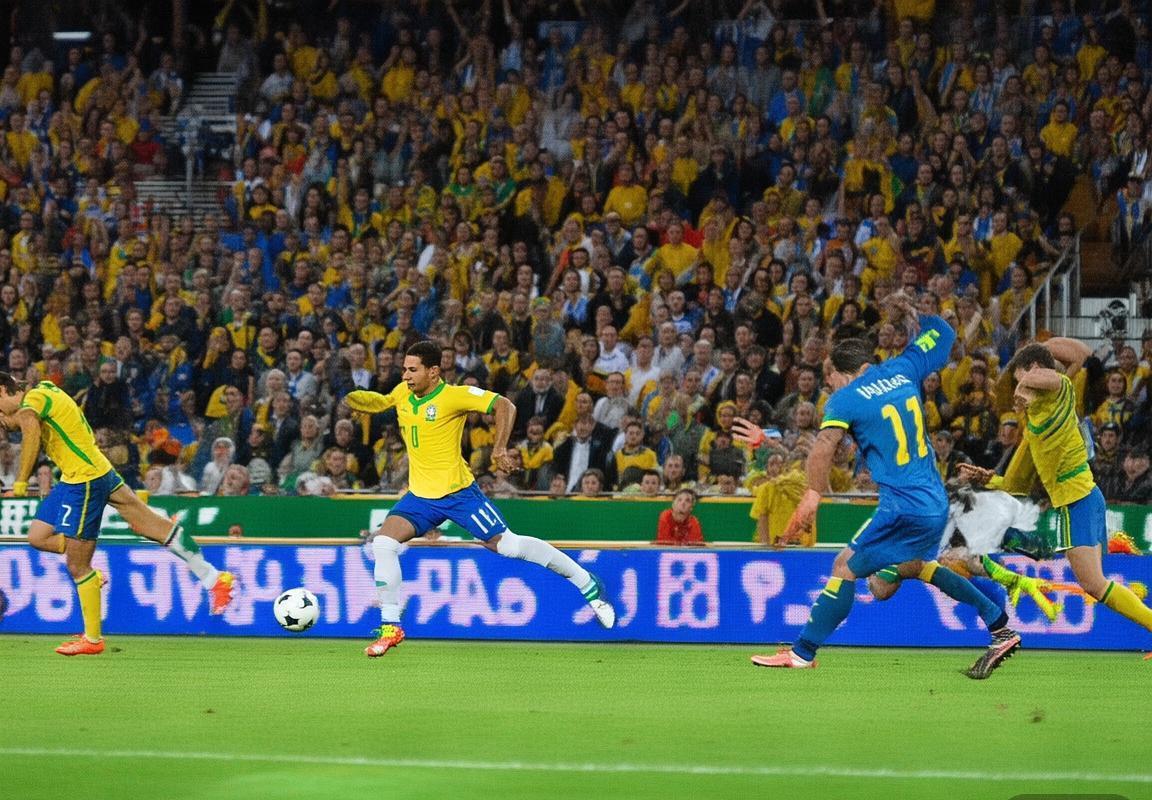 巴西VS日本：巅峰对决中的足球文化交融与精彩瞬间(图2)